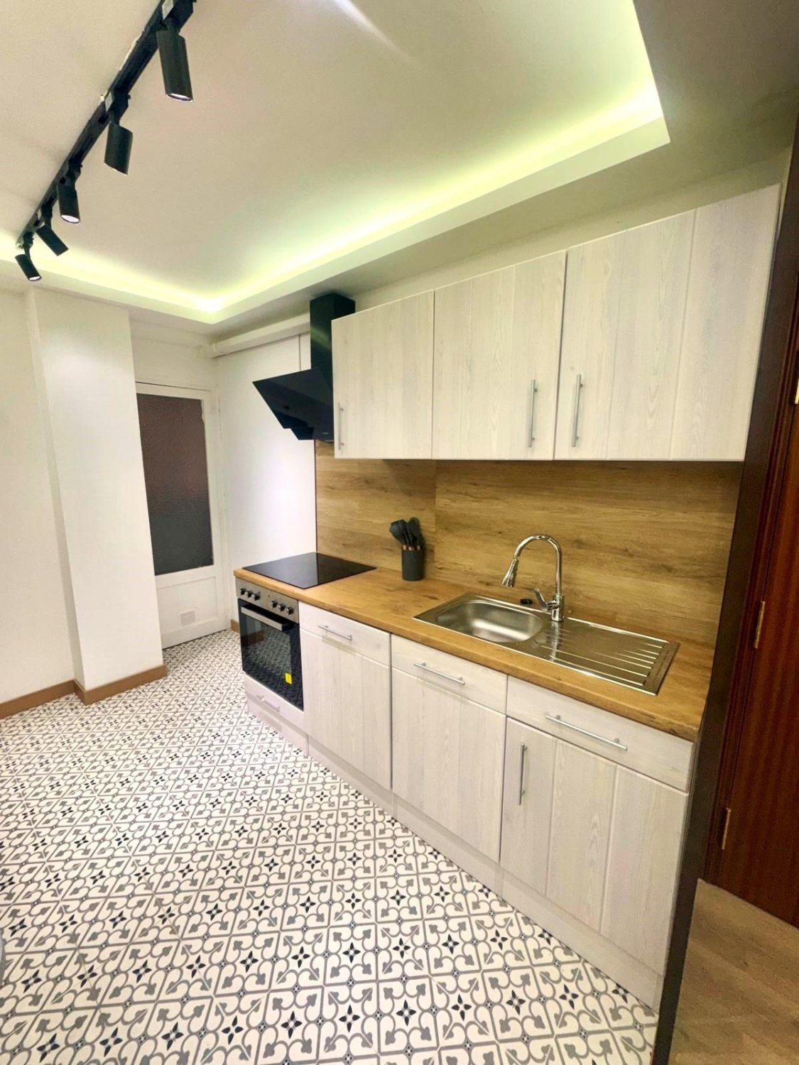 Apartment à Torrevieja, Alicante, Espagne 4 chambres, 123 m2 No. 189350