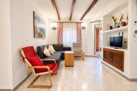 Apartment in Torrevieja, Alicante, Spain 3 bedrooms, 93 sq.m. No. 189349