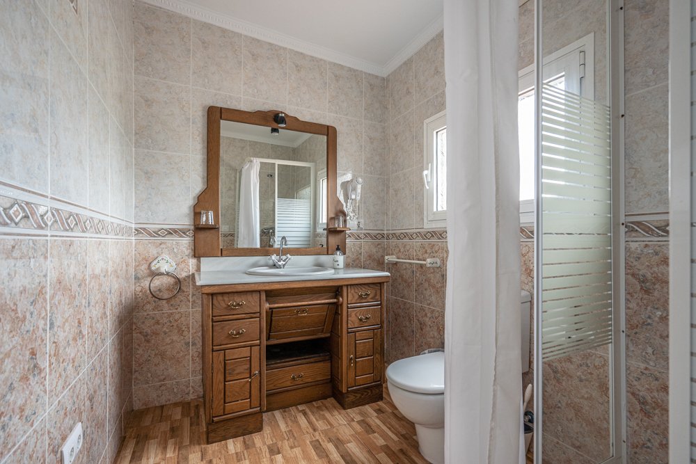Commercial property in Calpe, Alicante, Spain 11 bedrooms, 335 sq.m. No. 78876