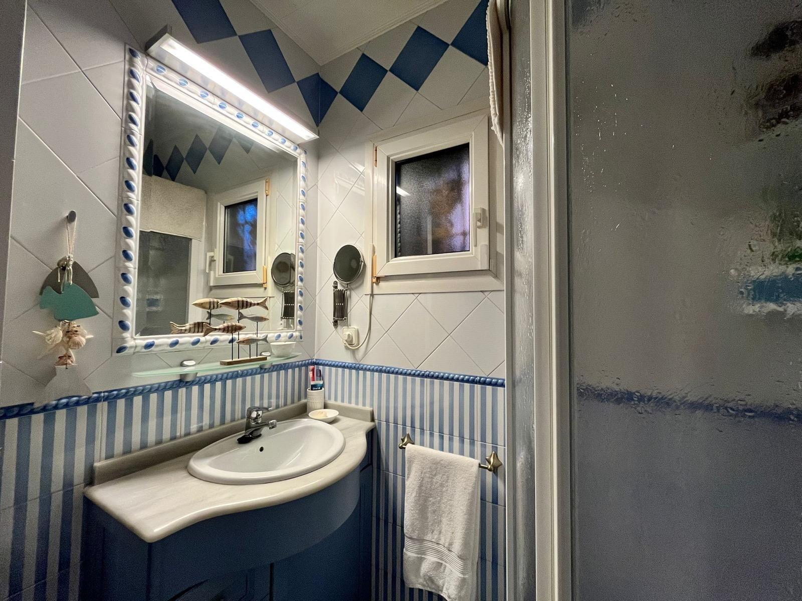 Attico a Torrevieja, Alicante, Spagna 3 camere da letto, 65 mq. N° 154560