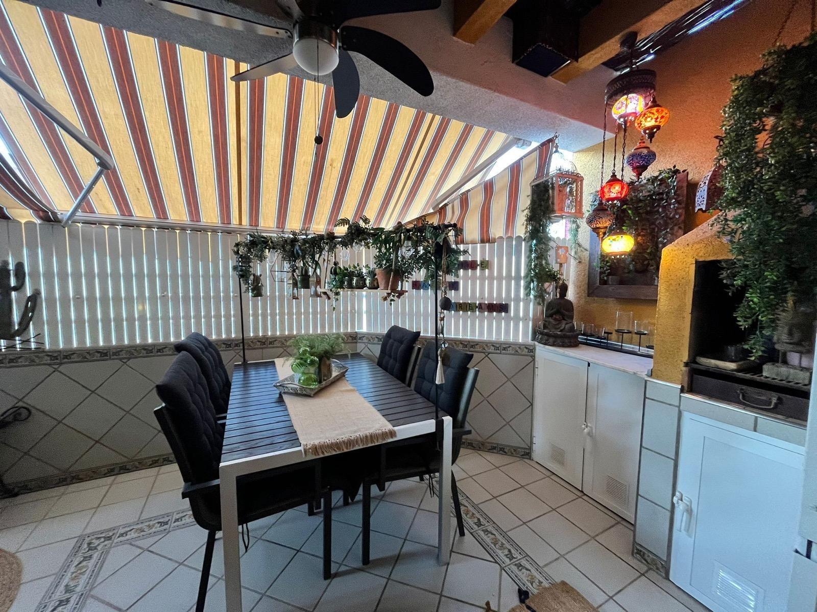 Attico a Torrevieja, Alicante, Spagna 3 camere da letto, 65 mq. N° 154560
