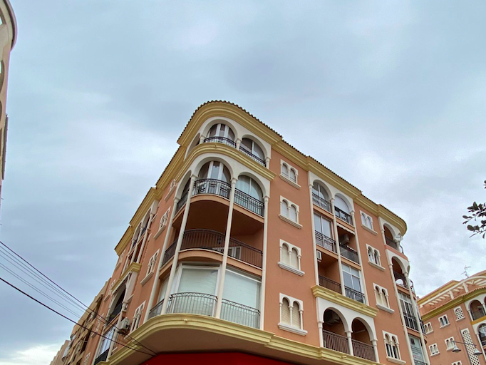 Apartamento en Torrevieja, Alicante, España 5 dormitorios, 180 m2 No. 154571