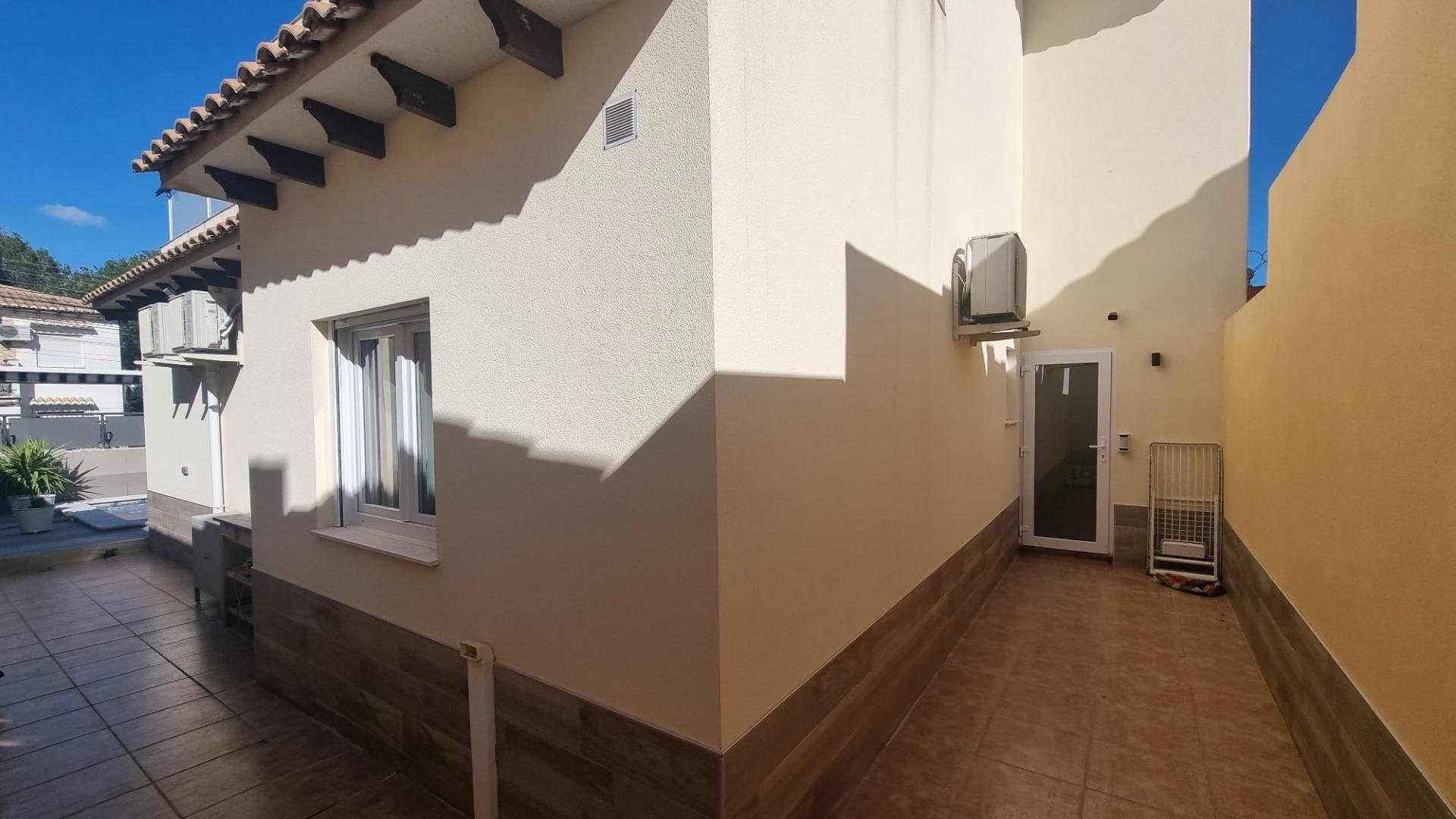 Huvila Los Balcones, Alicante, Espanja 4 makuuhuonetta, 240 m2 No. 195871