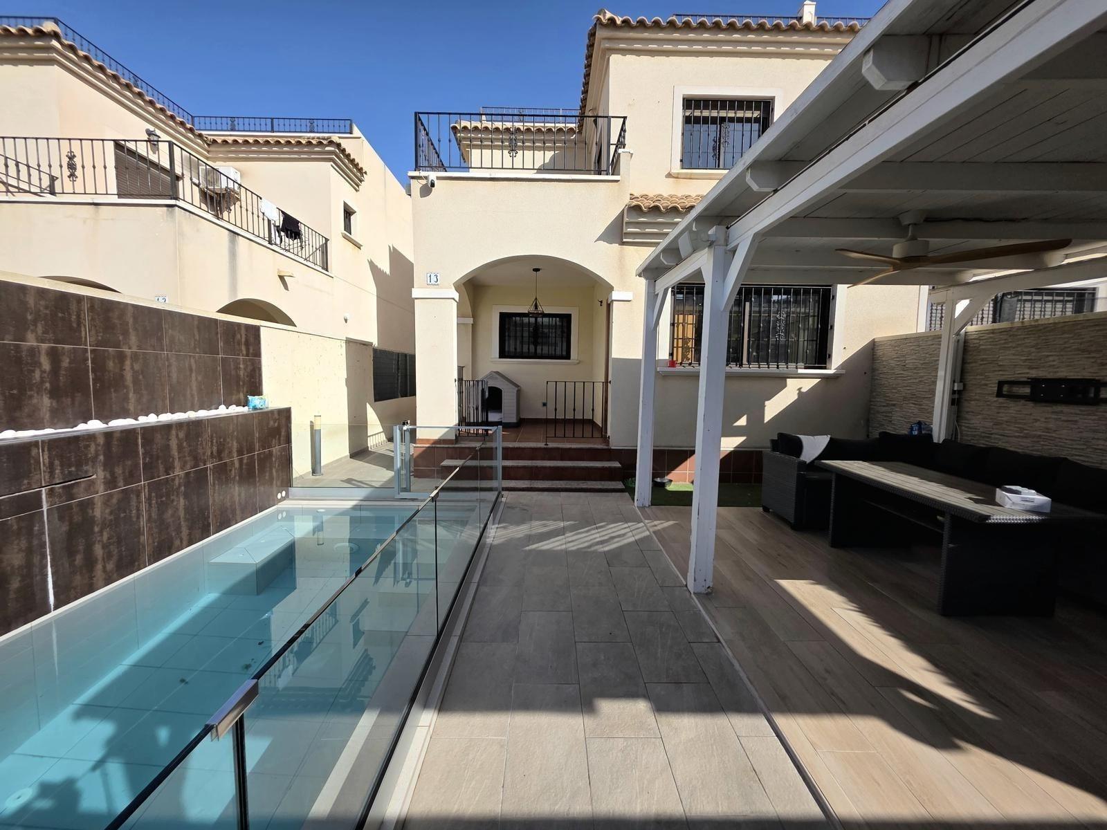 Villa Torrevieja, Alicante, Spānijā 114 m2 Nr. 195876
