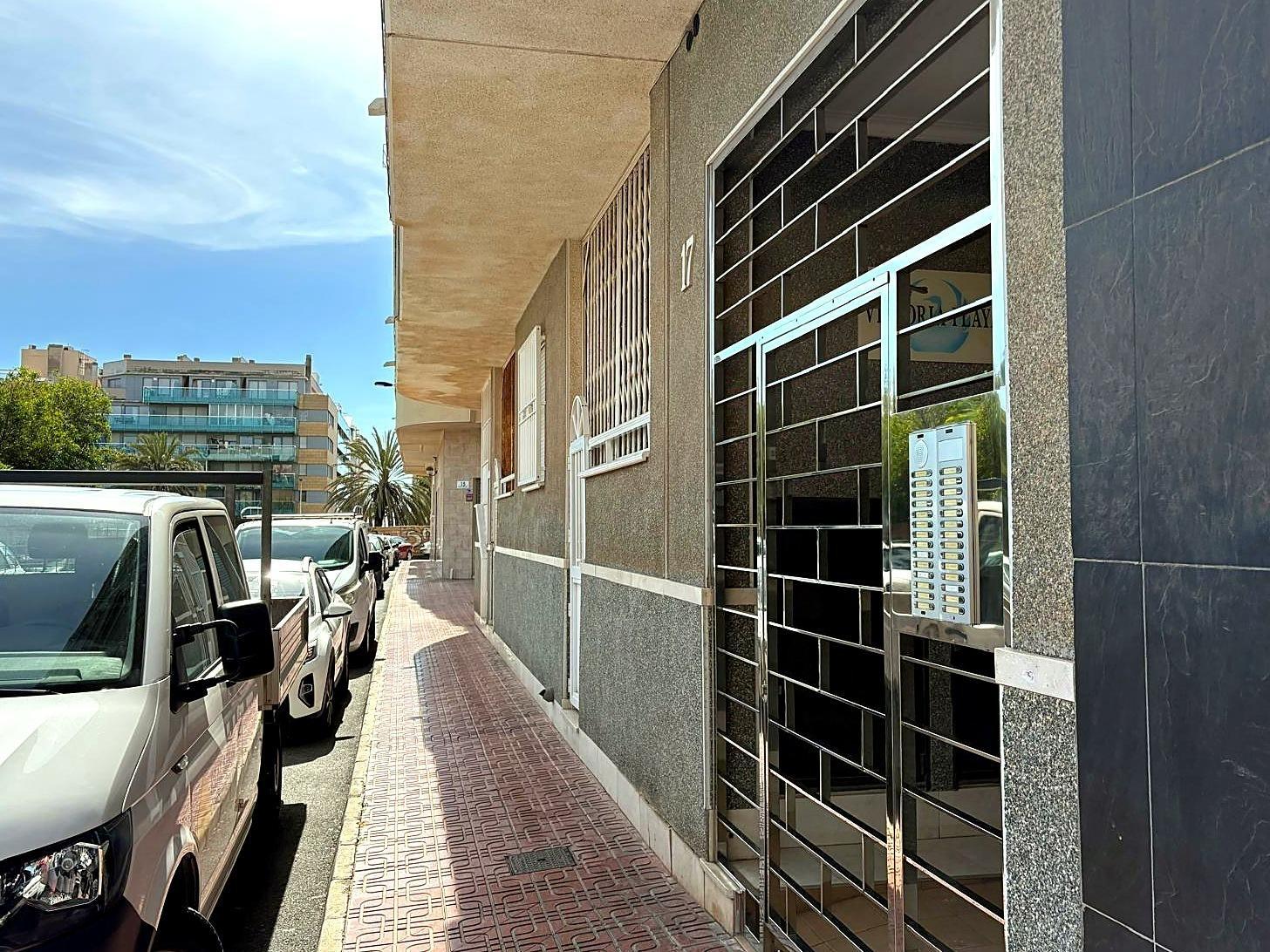Huoneisto Torrevieja, Alicante, Espanja 1 makuuhuone, 70 m2 No. 195872