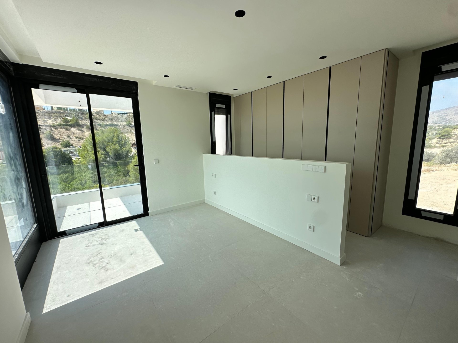 Villa i Finestrat, Alicante, Spanien 3 sovrum, 222 kvm. Nr. 194704