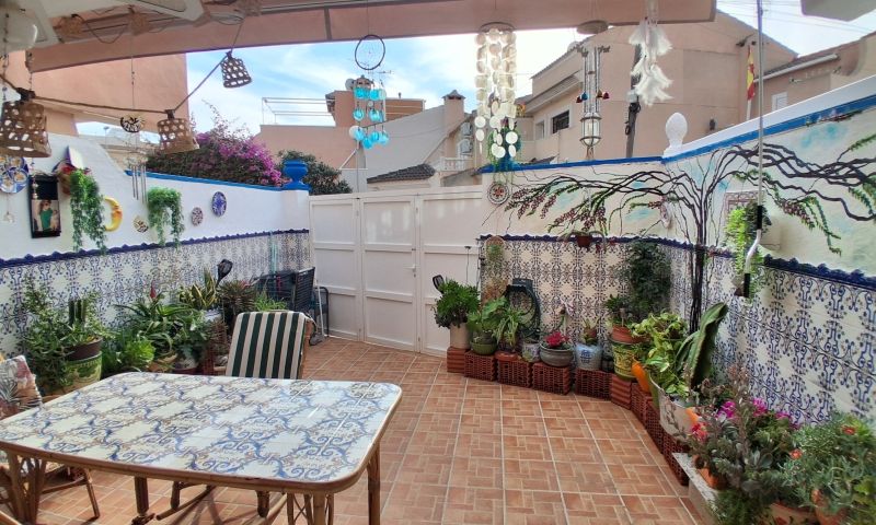 Radhus i Torrevieja, Alicante, Spanien 2 sovrum, 70 kvm. Nr. 148631