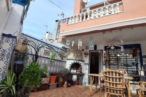 Kaupunkipientalo Torrevieja, Alicante, Espanja 2 makuuhuonetta, 70 m2 No. 148631