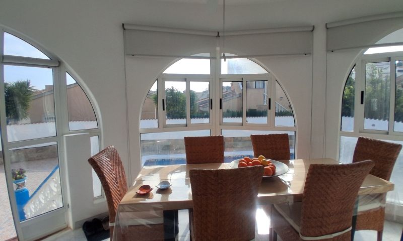 Villa i Rojales, Alicante, Spanien 5 sovrum, 187 kvm. Nr. 148632
