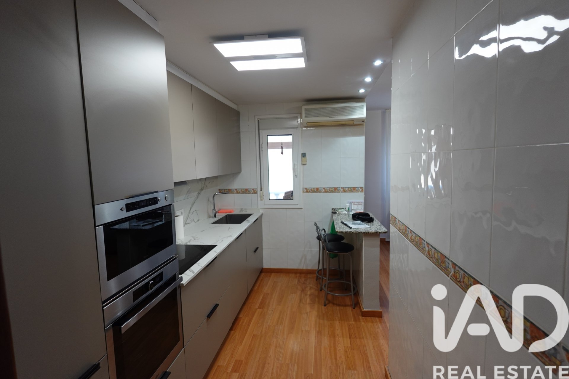 Trīņu māja Roquetes, Tarragona, Spānijā 3 istabas, 138 m2 Nr. 172757