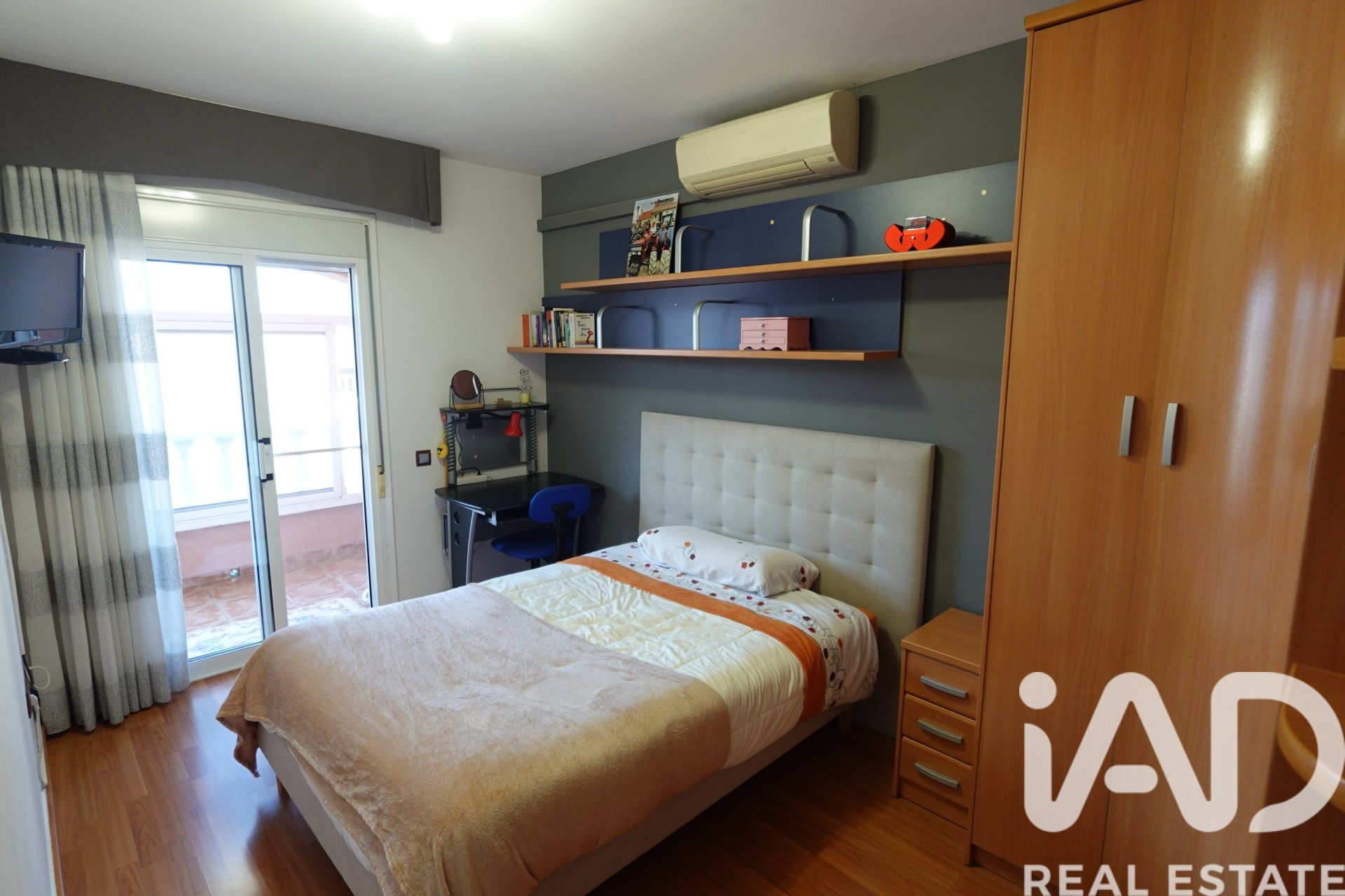 Trīņu māja Roquetes, Tarragona, Spānijā 3 istabas, 138 m2 Nr. 172757