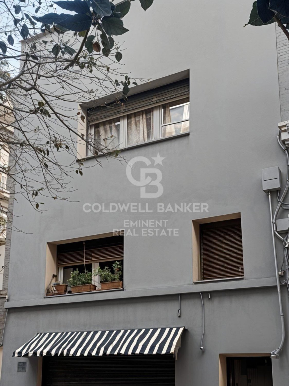 Komerciāls īpašums Barcelona, Spānijā 301 m2 Nr. 157820