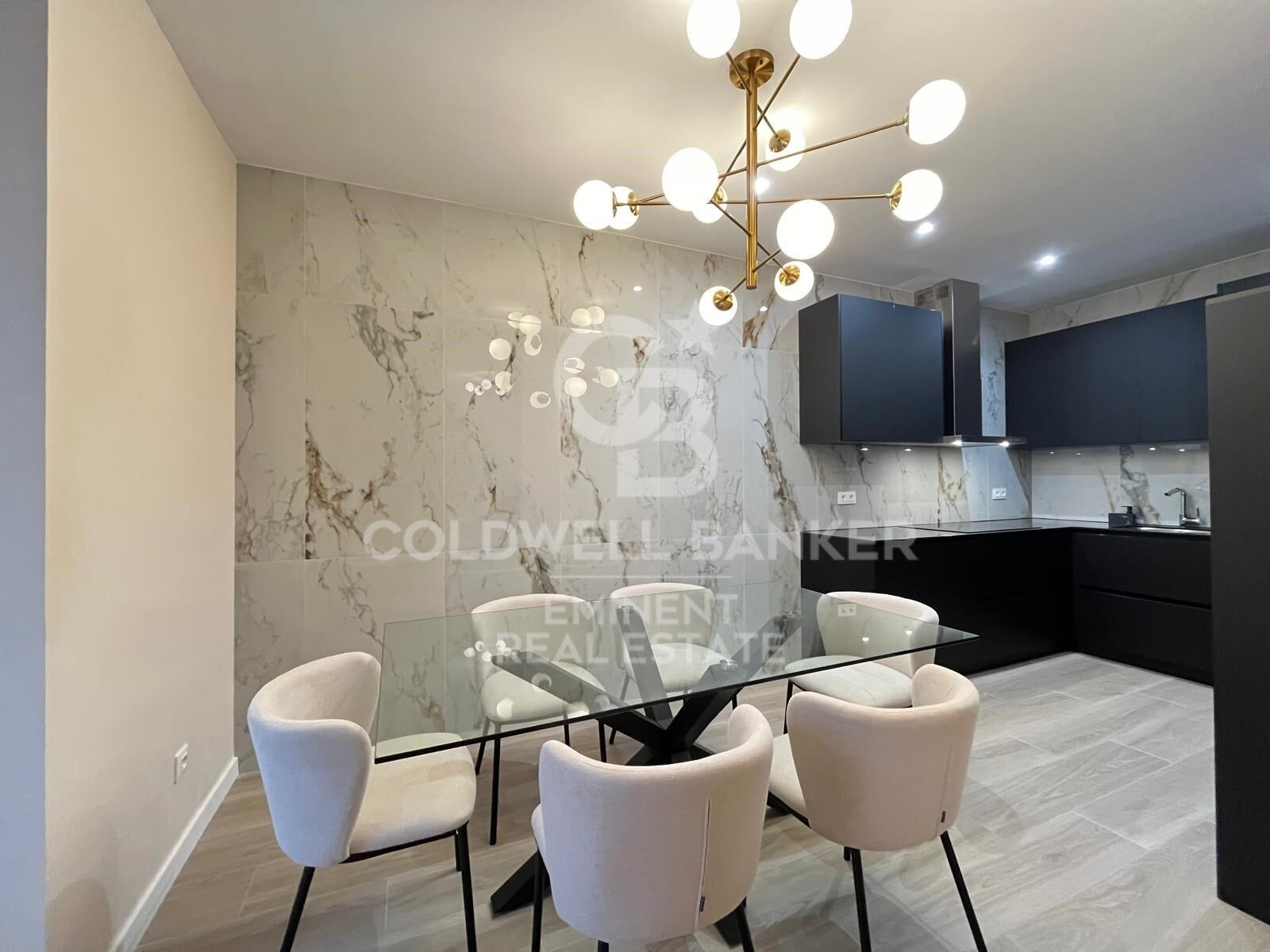 Apartament w Barcelona, Hiszpania 4 sypialnie, 136 mkw. nr 157819