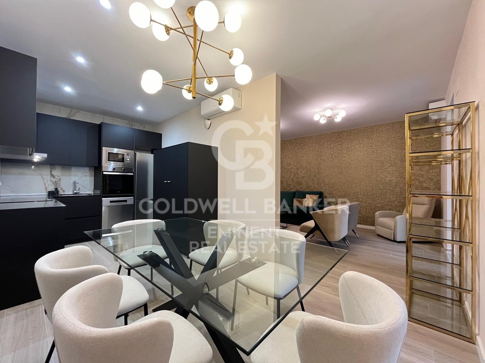 Apartament w Barcelona, Hiszpania 4 sypialnie, 136 mkw. nr 157819