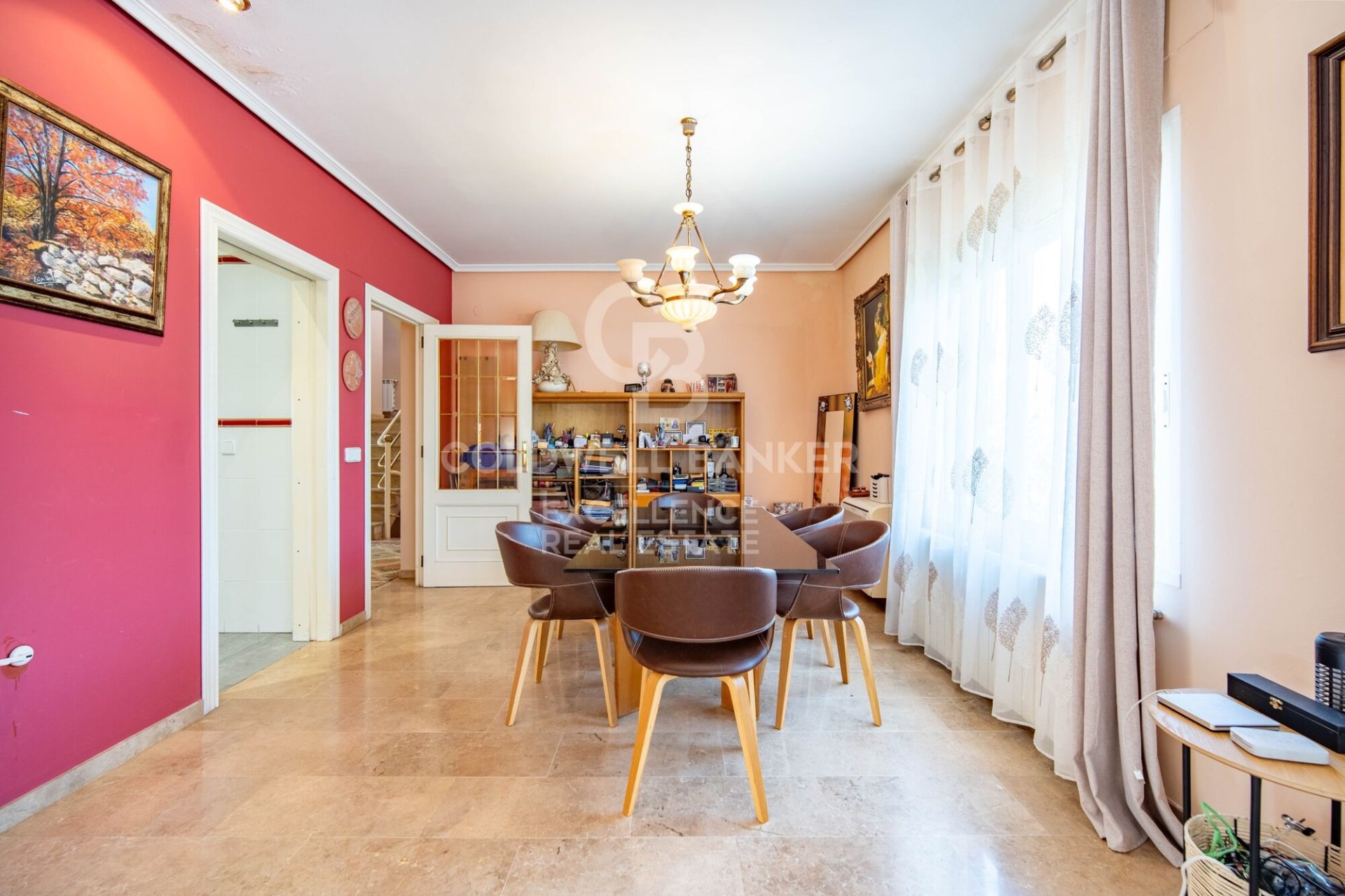 Villa in Riba-roja de Turia, Valencia, Spain 7 bedrooms, 350 sq.m. No. 157821
