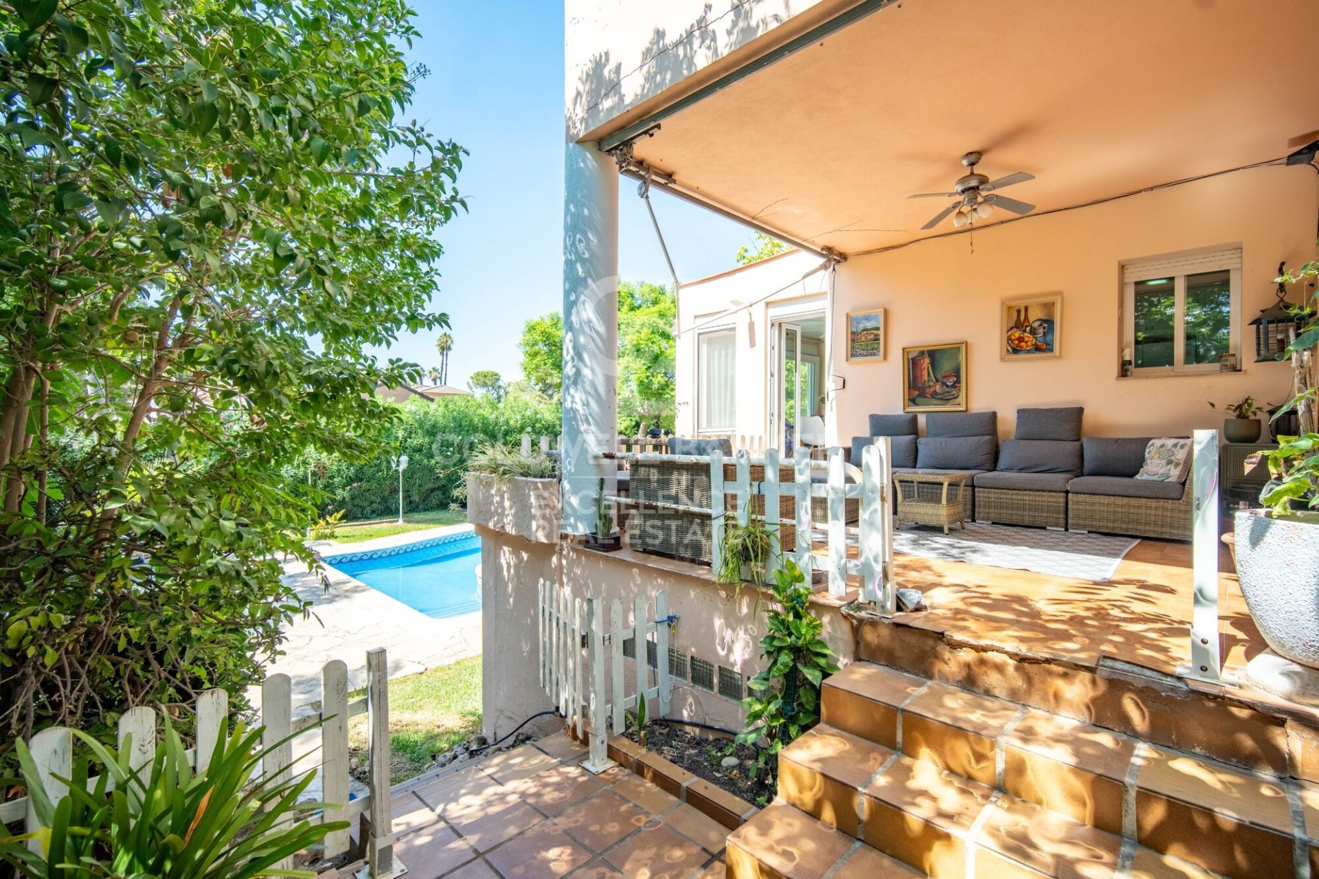 Villa in Riba-roja de Turia, Valencia, Spain 7 bedrooms, 350 sq.m. No. 157821