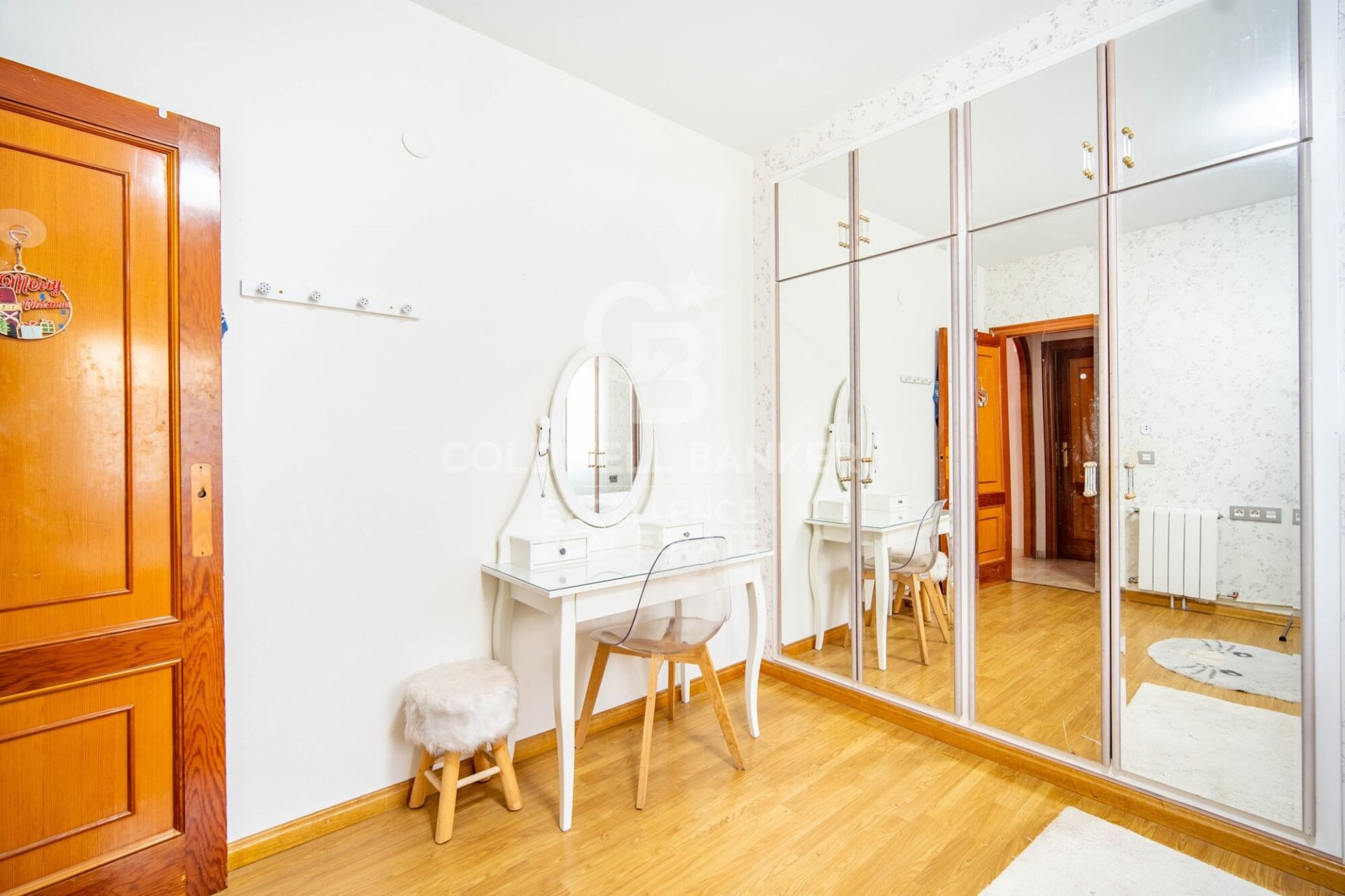 Villa in Riba-roja de Turia, Valencia, Spain 7 bedrooms, 350 sq.m. No. 157821