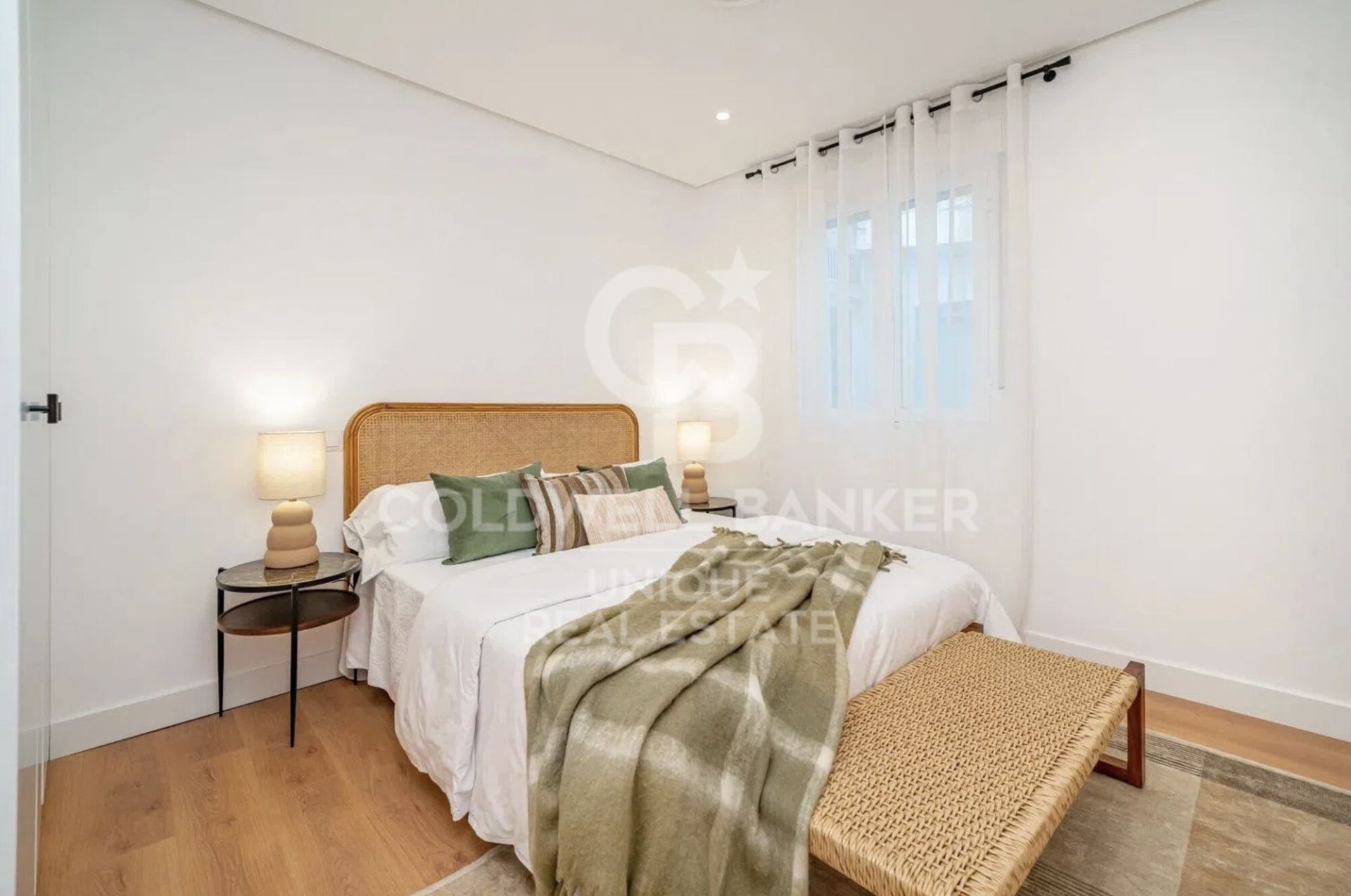 Huoneisto Madrid, Espanja 2 makuuhuonetta, 124 m2 No. 157622