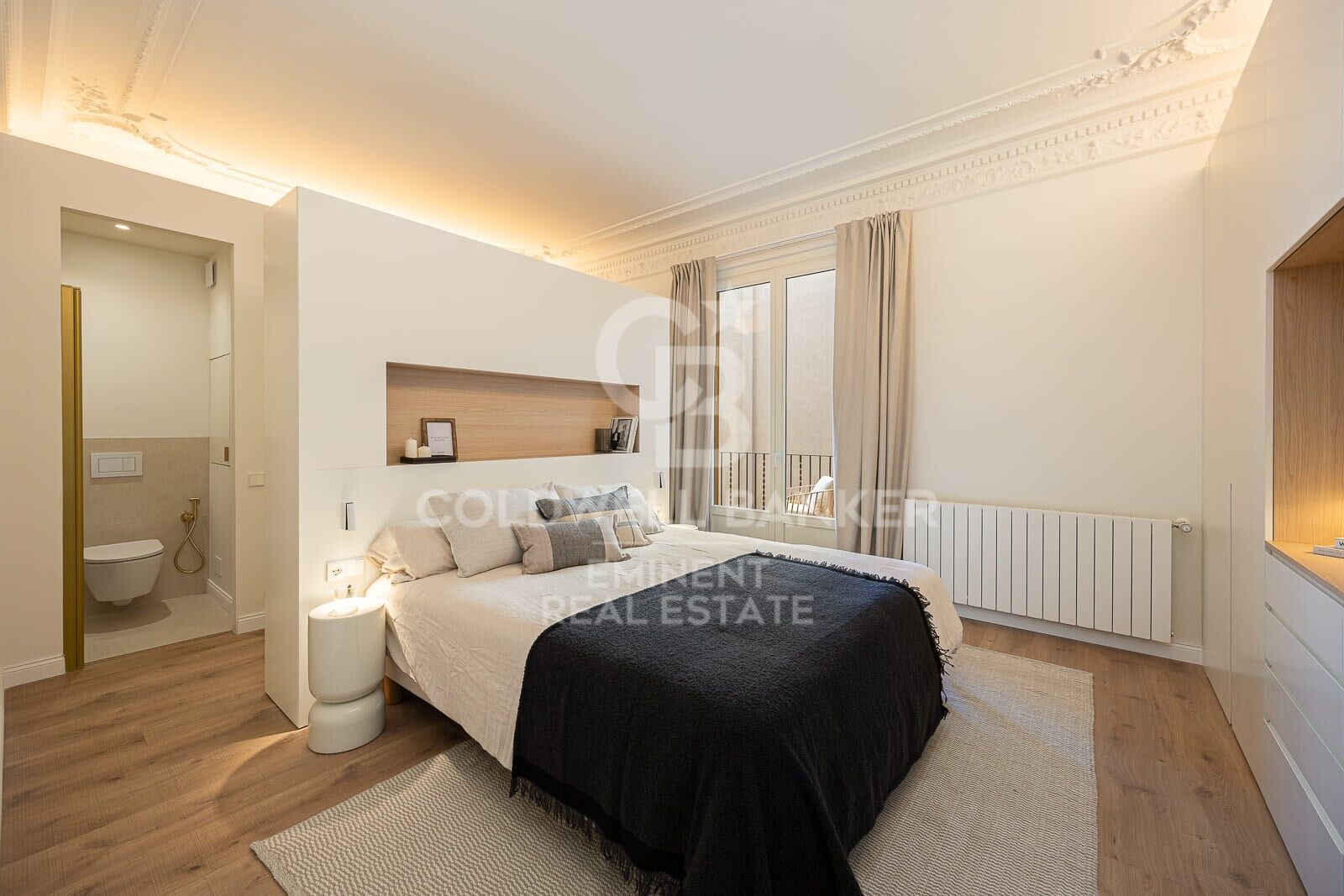 Appartamento a Barcelona, Spagna 4 camere da letto, 241 mq. N° 157623