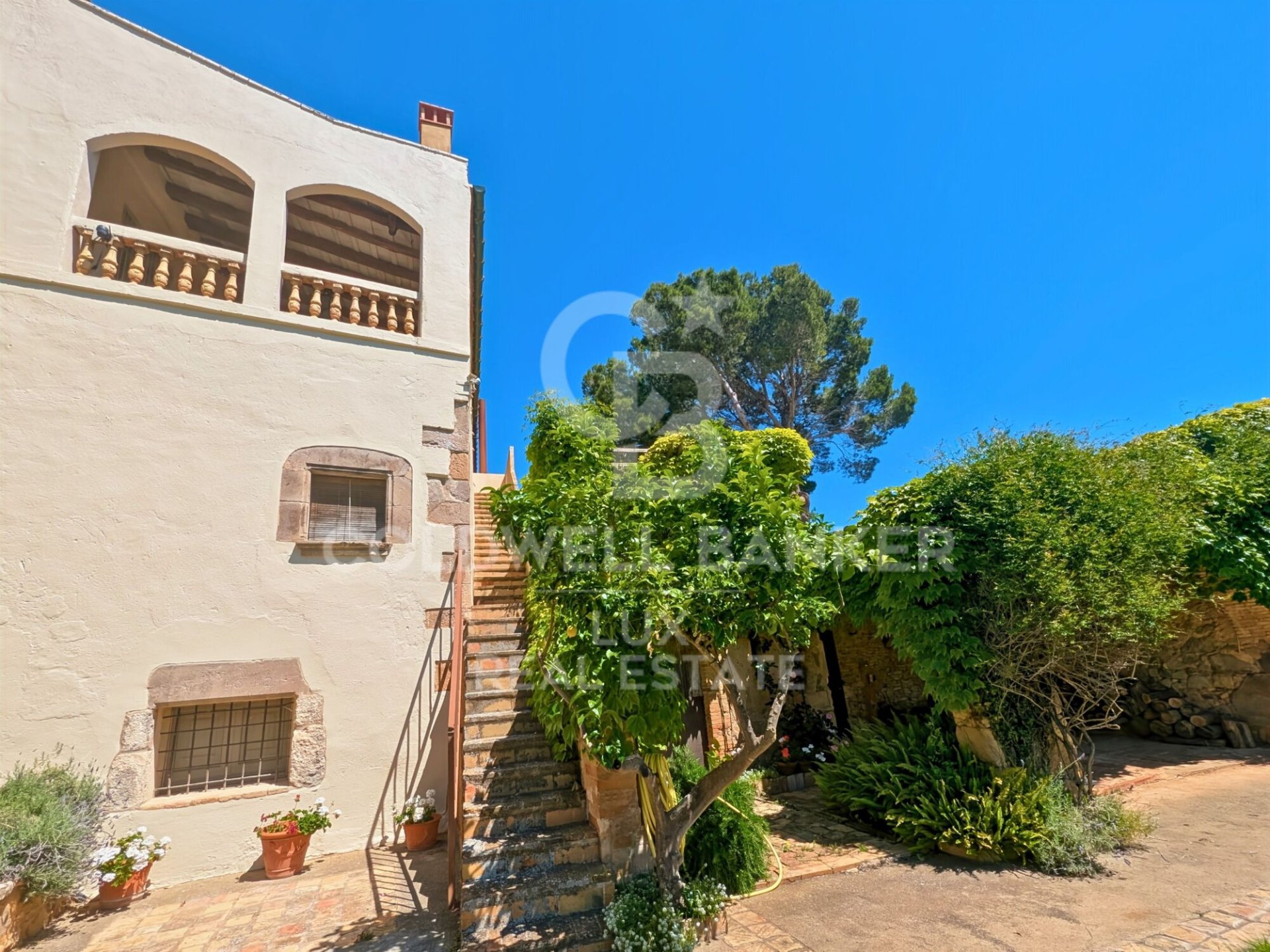 Māja Garrigas, Girona, Spānijā 6 istabas, 623 m2 Nr. 160241