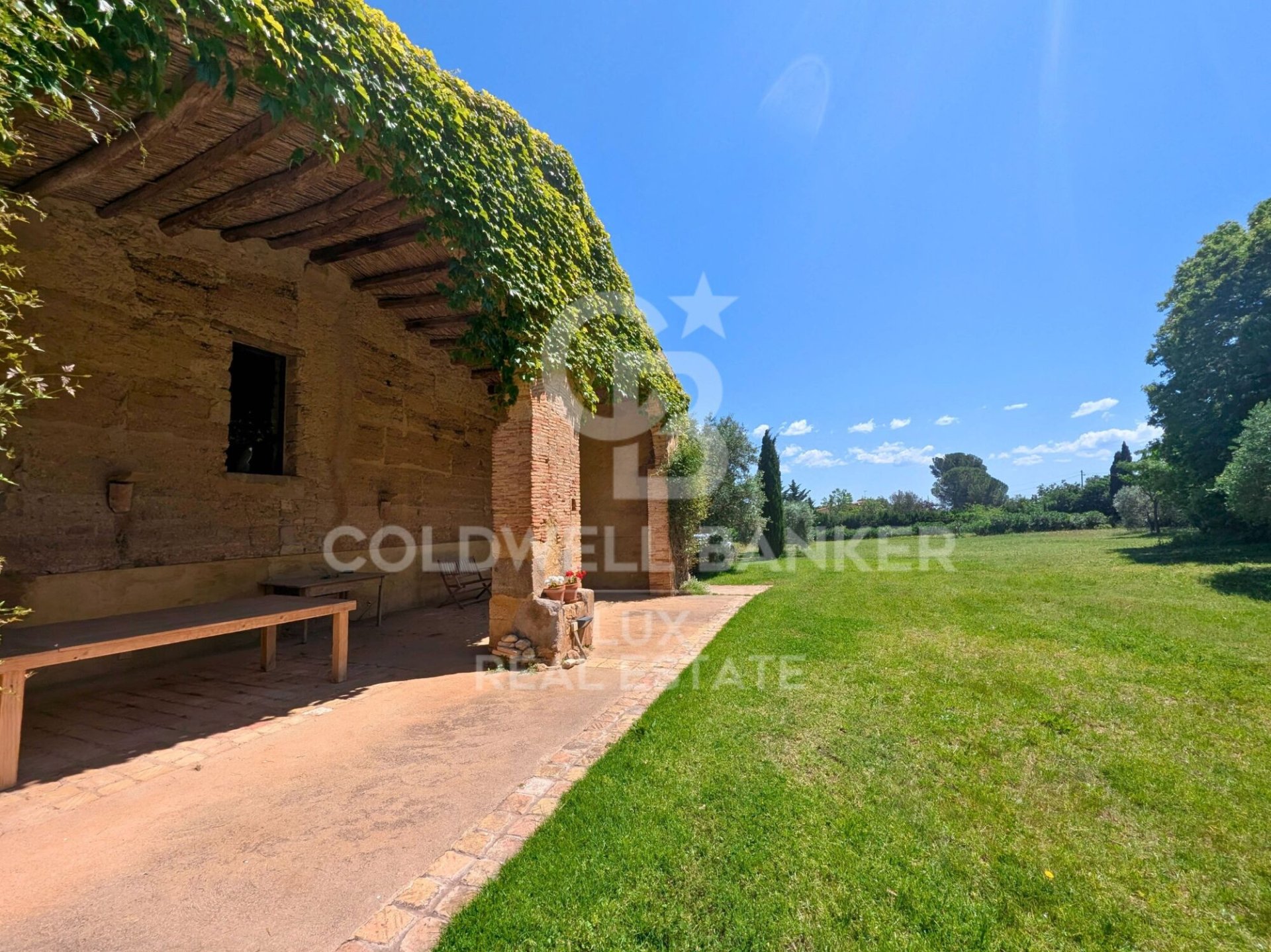 Māja Garrigas, Girona, Spānijā 6 istabas, 623 m2 Nr. 160241