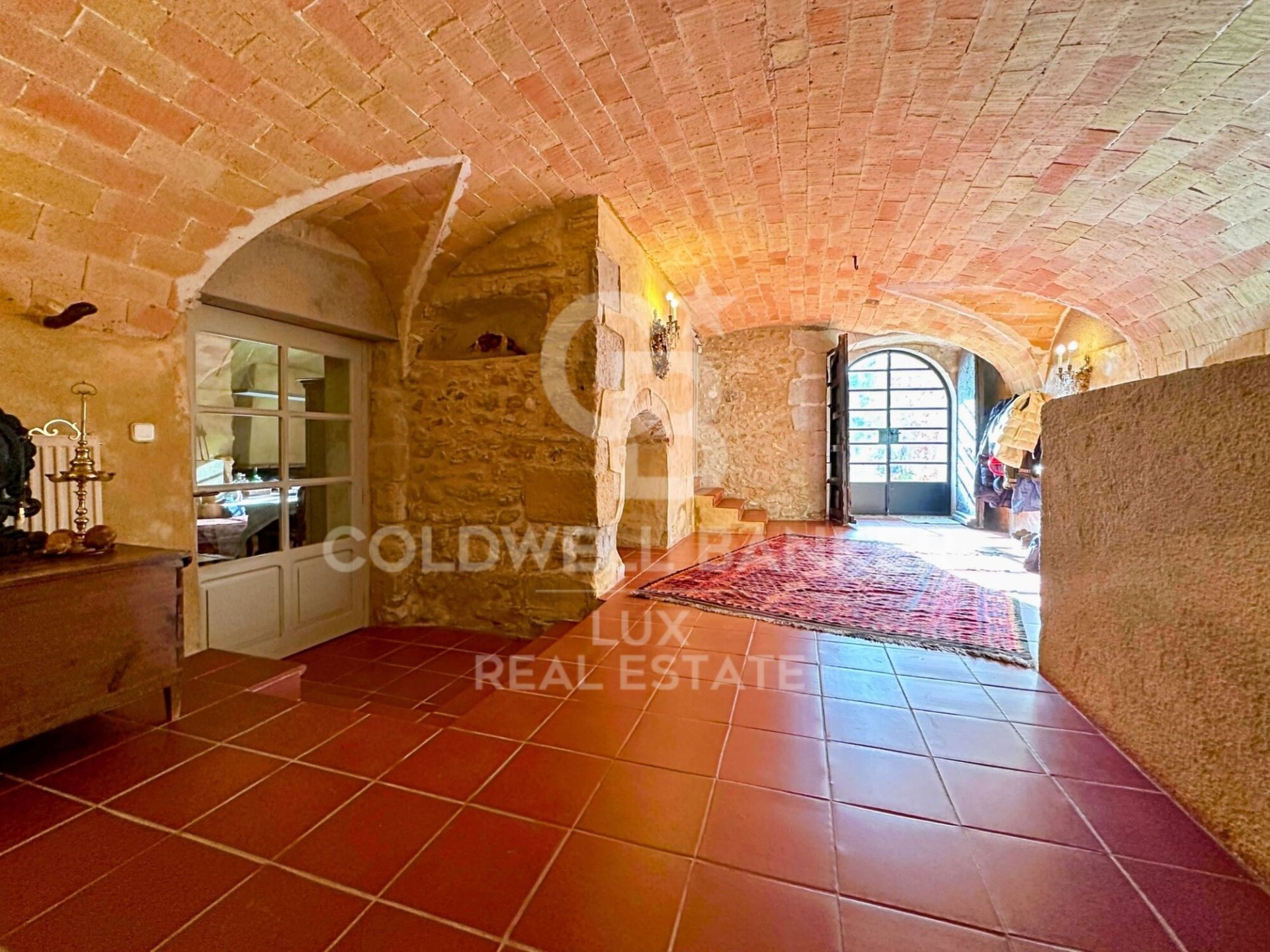 Māja Garrigas, Girona, Spānijā 6 istabas, 623 m2 Nr. 160241