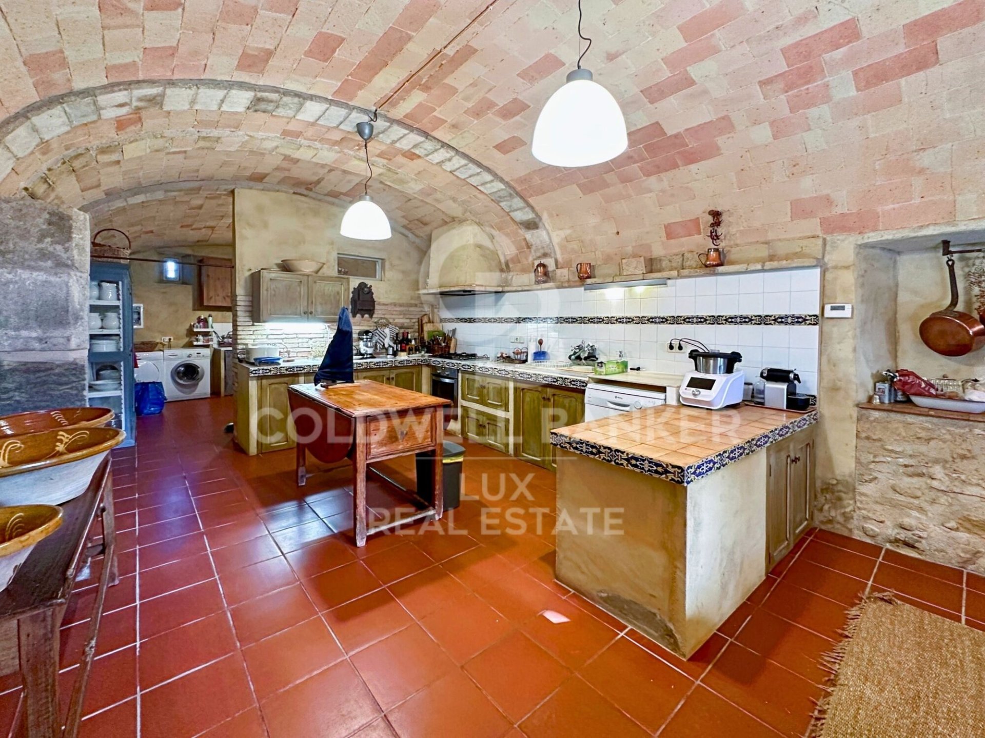 Māja Garrigas, Girona, Spānijā 6 istabas, 623 m2 Nr. 160241