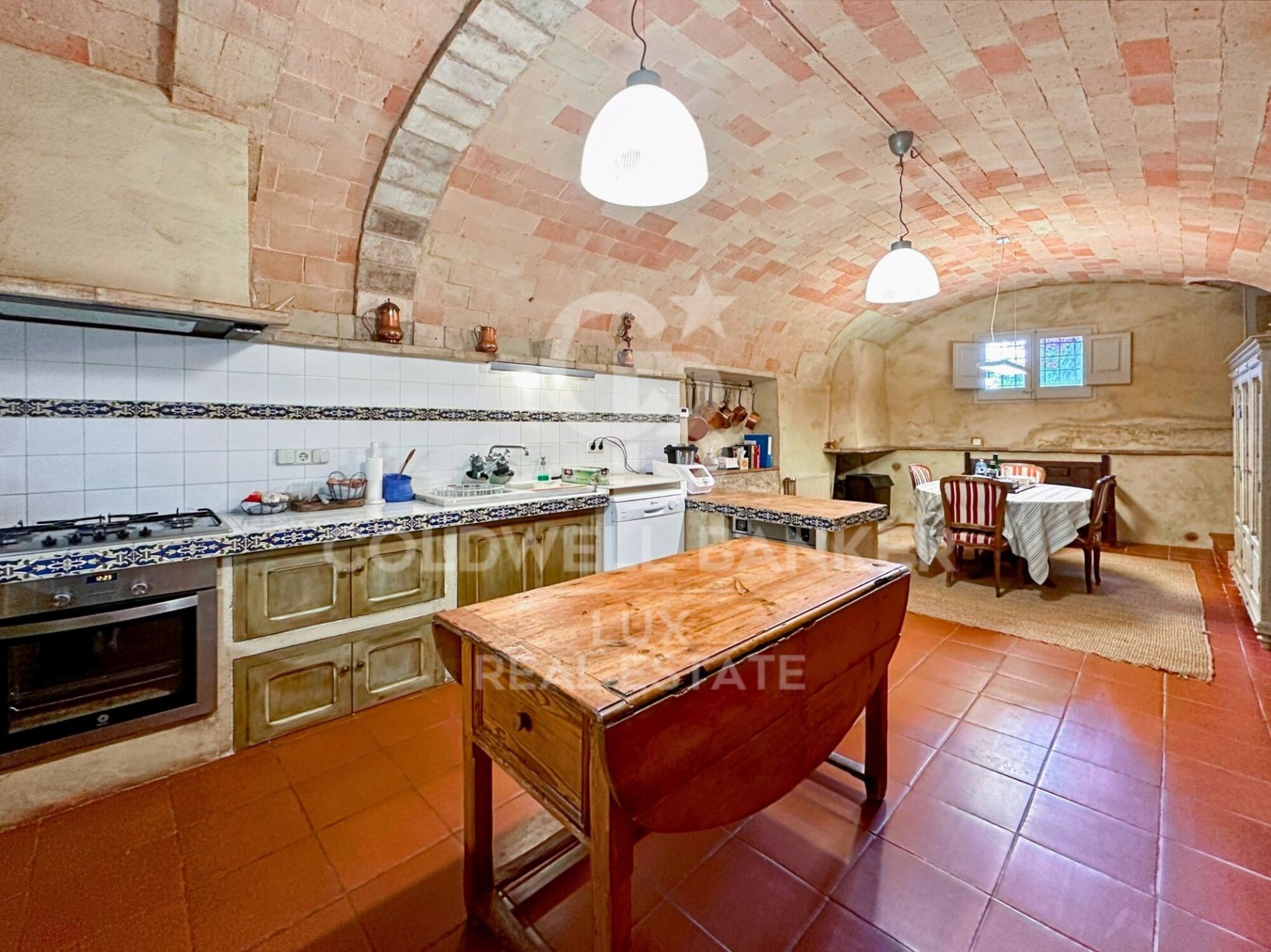 Māja Garrigas, Girona, Spānijā 6 istabas, 623 m2 Nr. 160241