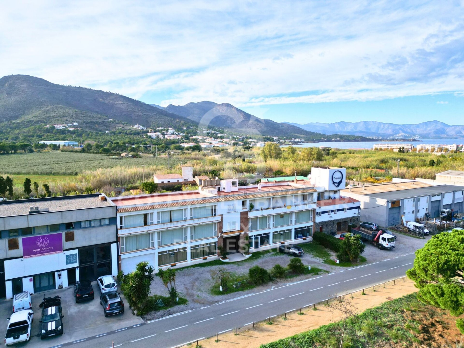 Dzīvoklis El Port De La Selva, Girona, Spānijā 3 istabas, 2009 m2 Nr. 160235