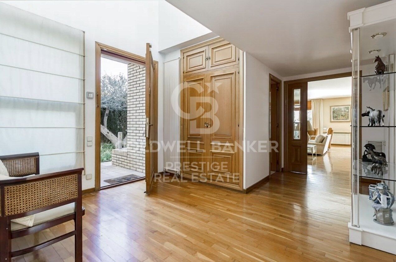 Dom w Esplugues de Llobregat, Barcelona, Hiszpania 5 sypialni,  nr 160240