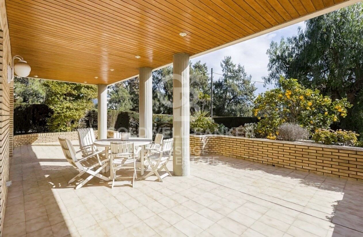 Dom w Esplugues de Llobregat, Barcelona, Hiszpania 5 sypialni,  nr 160240