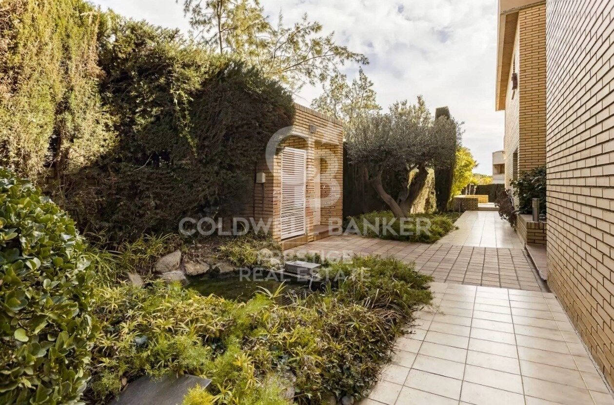 Dom w Esplugues de Llobregat, Barcelona, Hiszpania 5 sypialni,  nr 160240
