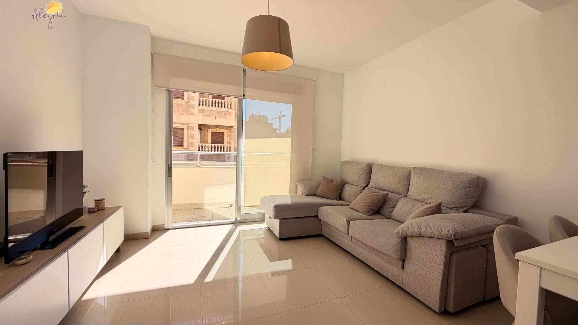 Apartment à Torrevieja, Alicante, Espagne 1 chambre, 67 m2 No. 183031