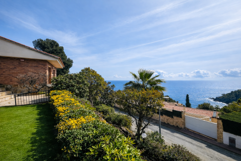 Huvila Blanes, Girona, Espanja 4 makuuhuonetta, 235 m2 No. 180522