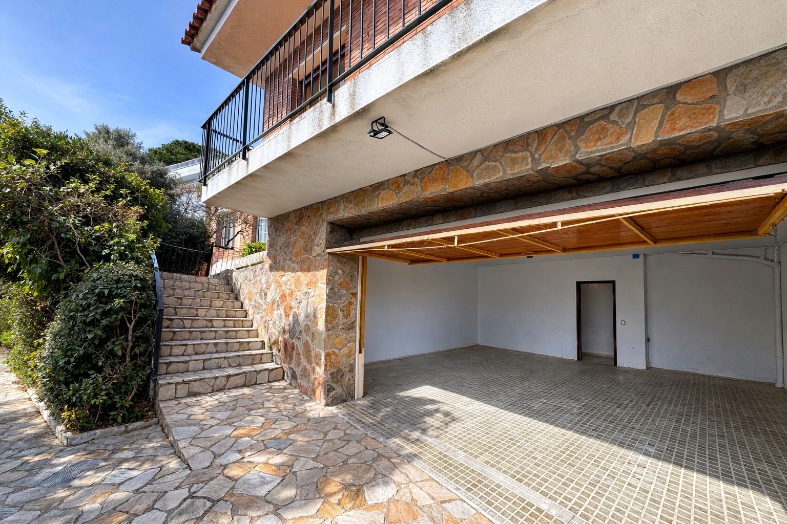 Villa in Blanes, Girona, Spain 4 bedrooms, 235 sq.m. No. 180522