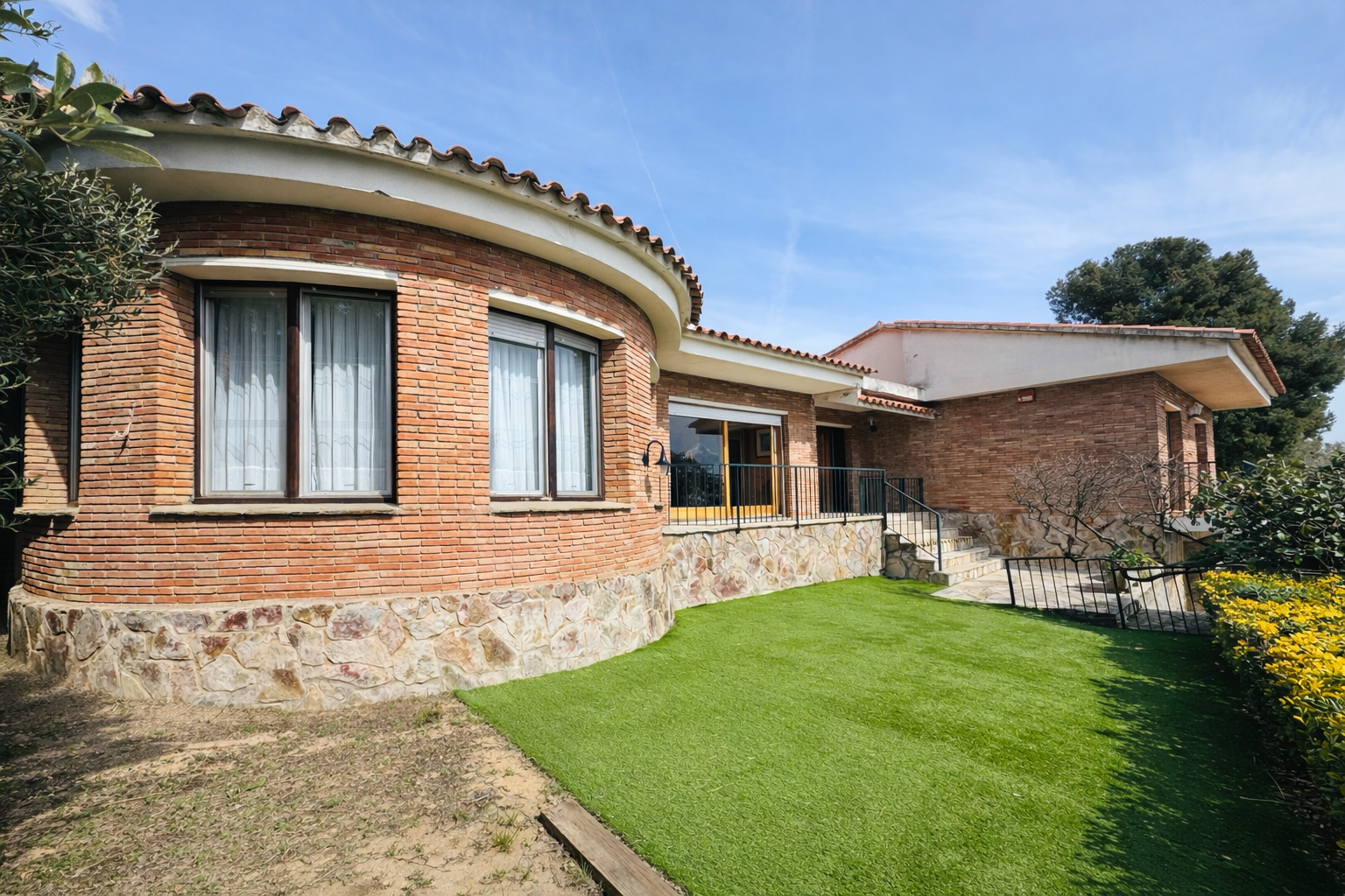 Villa in Blanes, Girona, Spain 4 bedrooms, 235 sq.m. No. 180522