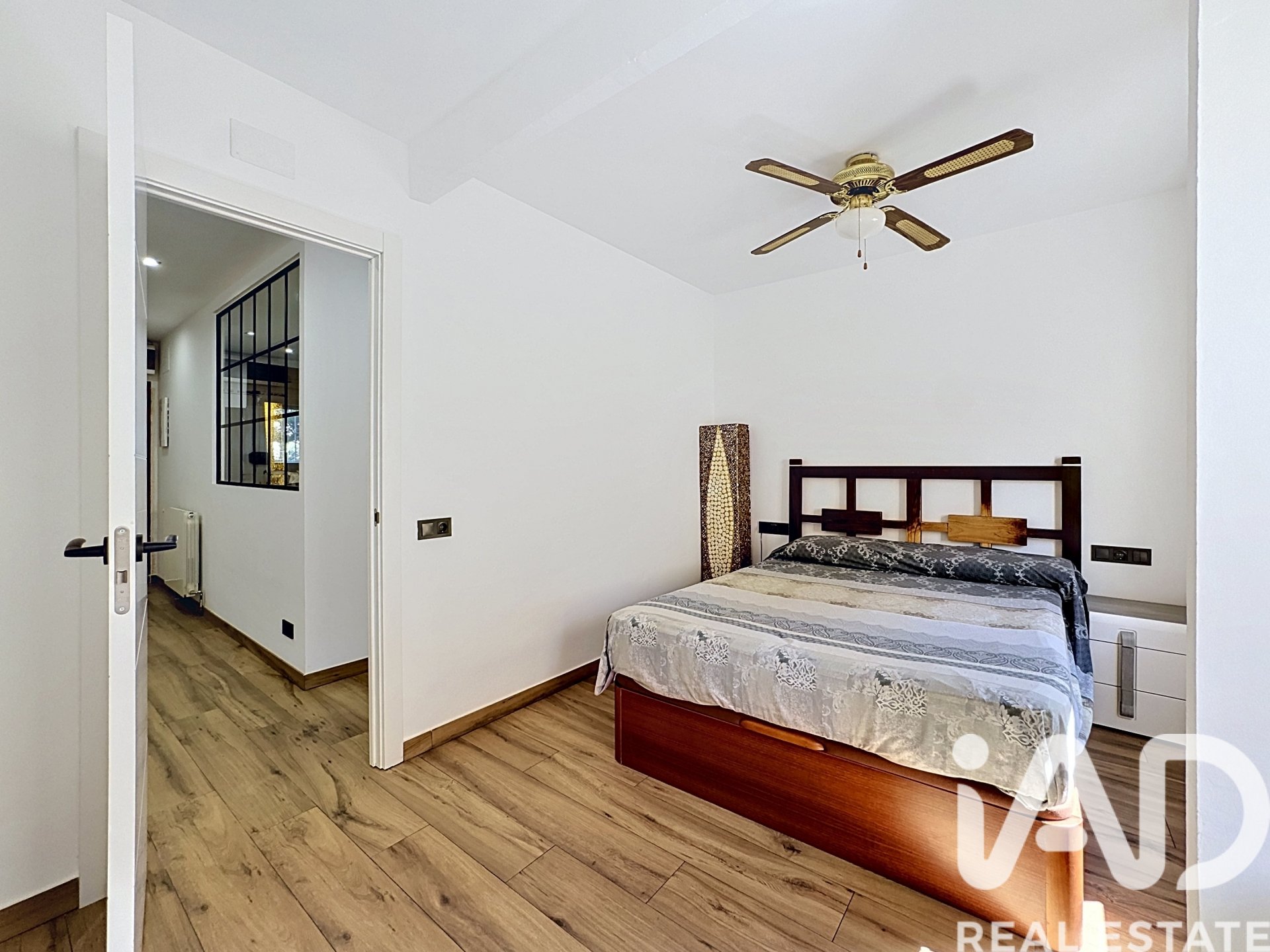 Hus i Premia De Dalt, Barcelona, Spanien 5 sovrum, 250 kvm. Nr. 172270
