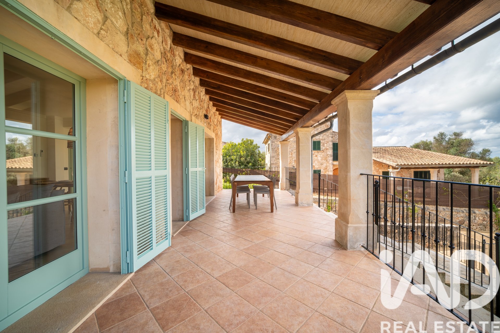 Māja Sineu, Mallorca, Spānijā 3 istabas, 370 m2 Nr. 172780