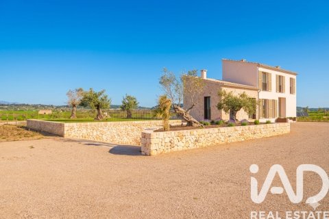 Hus i Sineu, Mallorca, Spanien 4 sovrum, 370 kvm. Nr. 172781
