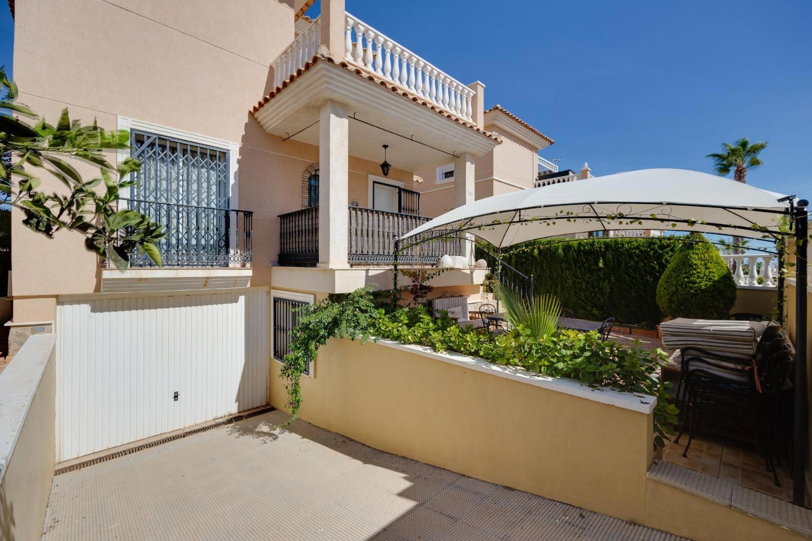 Villa a Los Altos, Alicante, Spagna 3 camere da letto, 183 mq. N° 117246