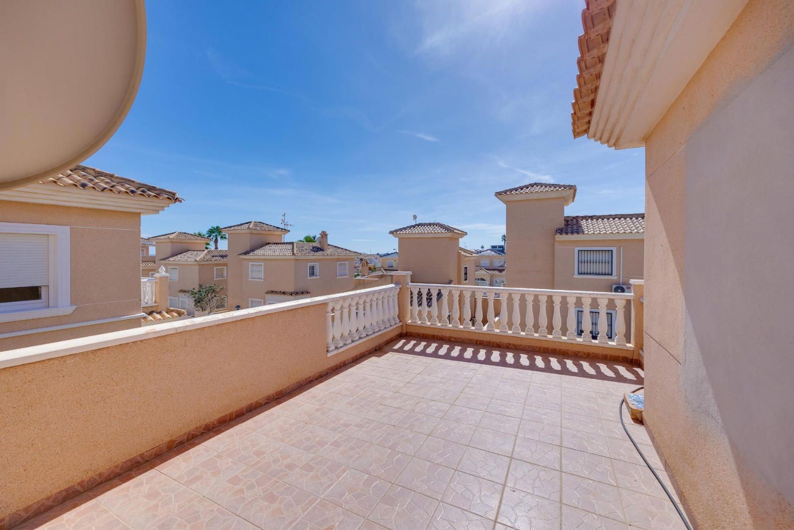 Villa a Los Altos, Alicante, Spagna 3 camere da letto, 183 mq. N° 117246