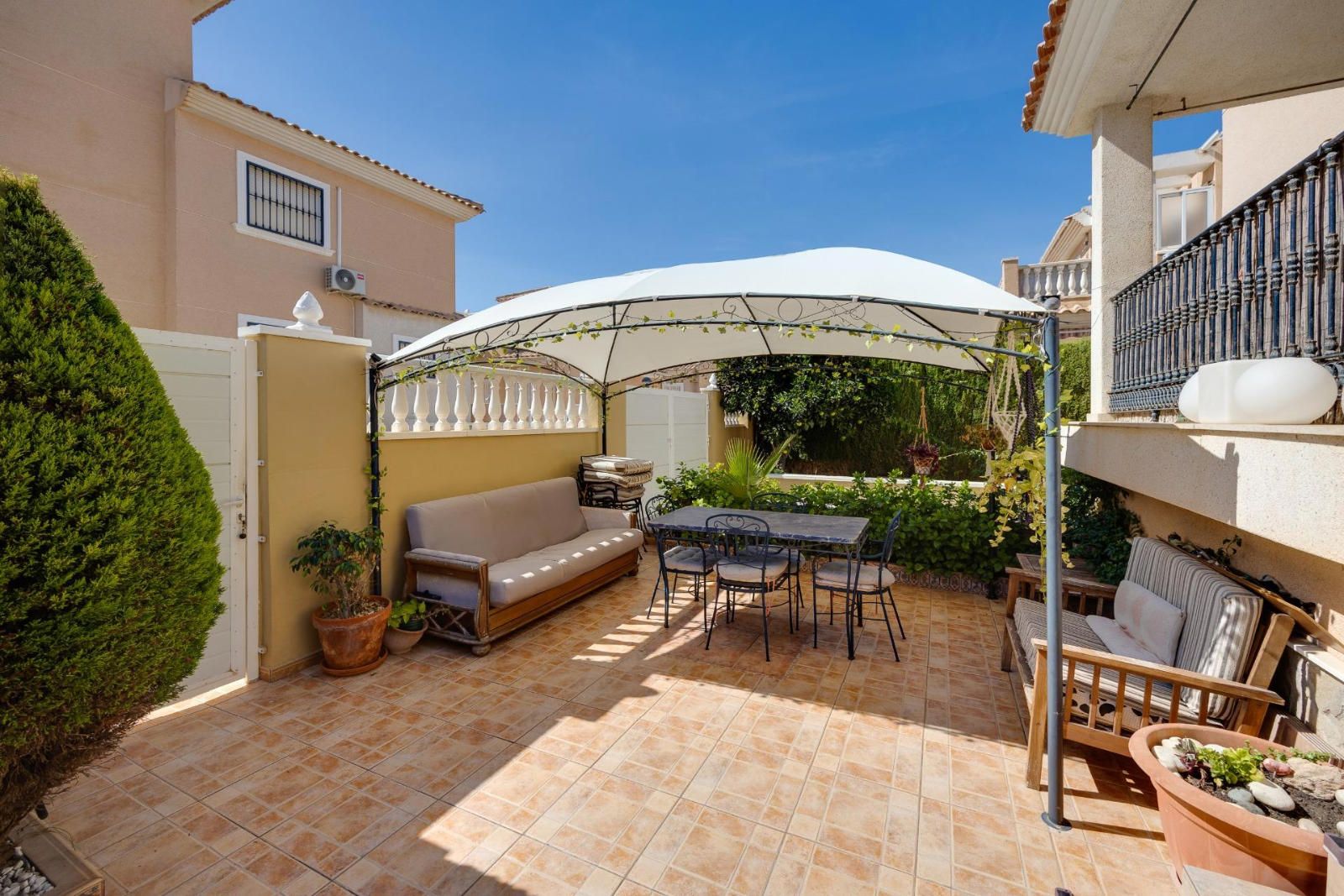 Villa a Los Altos, Alicante, Spagna 3 camere da letto, 183 mq. N° 117246