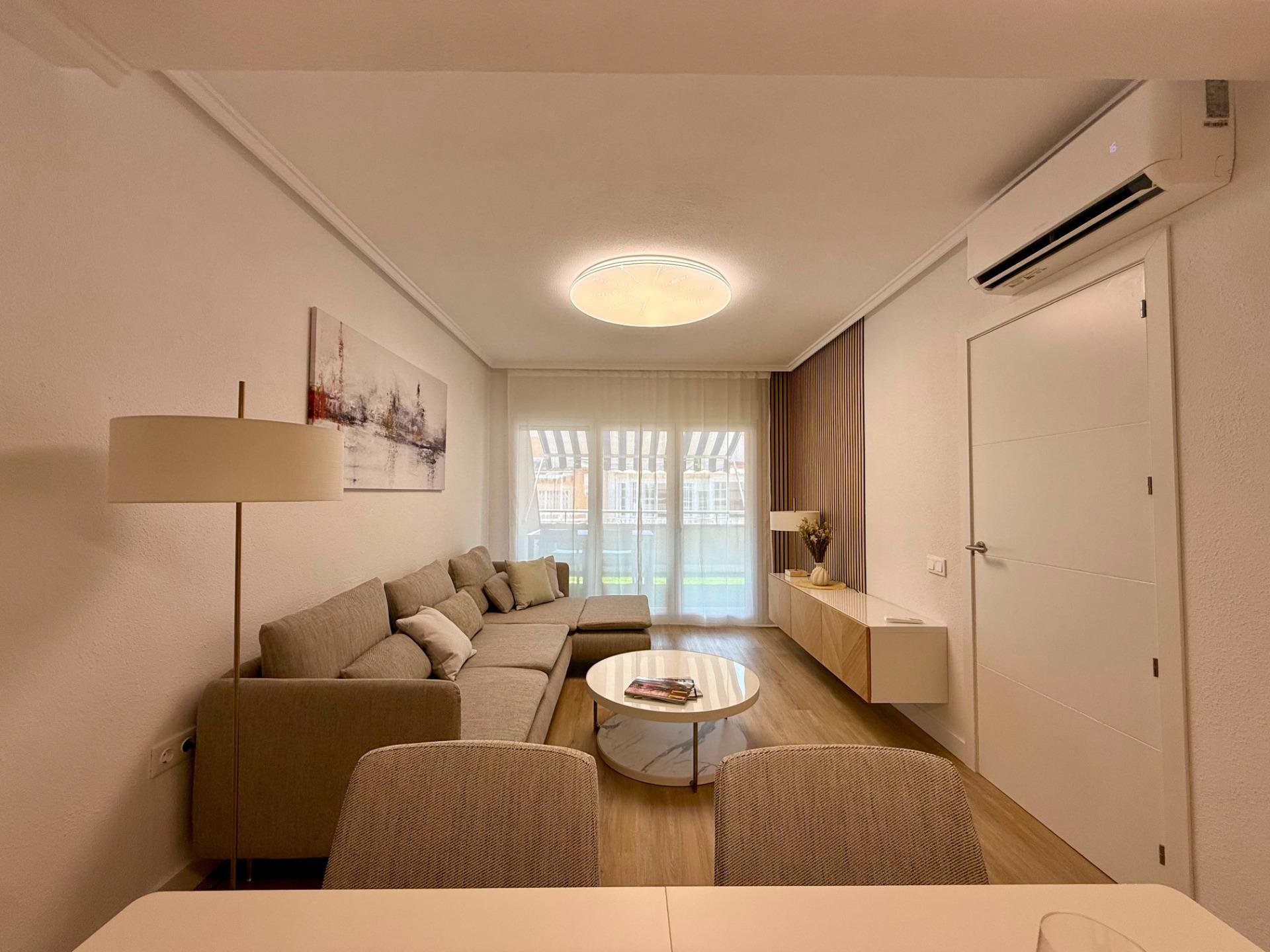 Dzīvoklis Torrevieja, Alicante, Spānijā 2 istabas, 66 m2 Nr. 190128