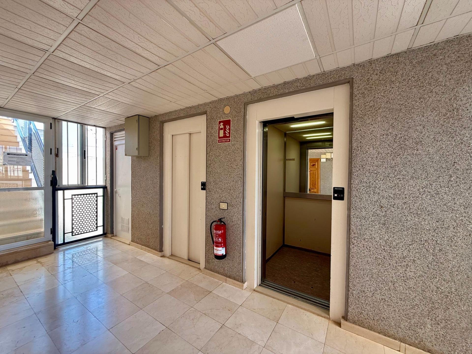 Dzīvoklis Torrevieja, Alicante, Spānijā 2 istabas, 66 m2 Nr. 190128