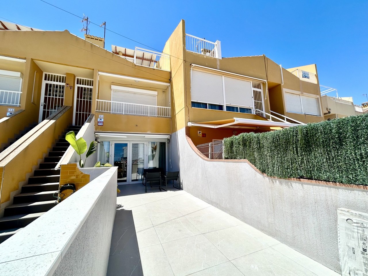 Apartamento en Torrevieja, Alicante, España 2 dormitorios, 56 m2 No. 190129