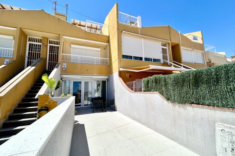 Apartment in Torrevieja, Alicante, Spain 2 bedrooms, 56 sq.m. No. 190129