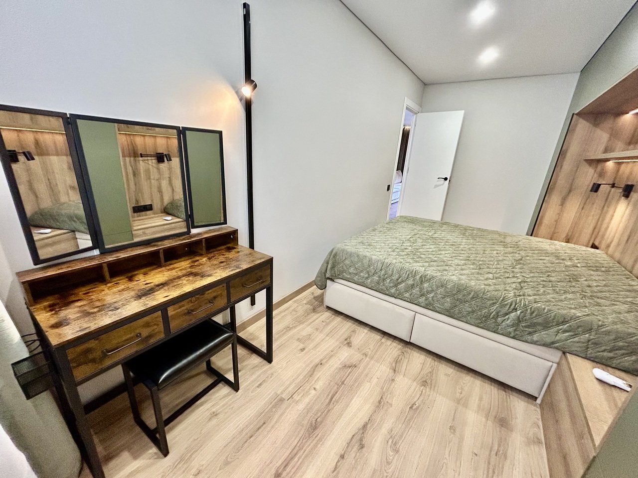 Apartamento en Torrevieja, Alicante, España 2 dormitorios, 56 m2 No. 190129