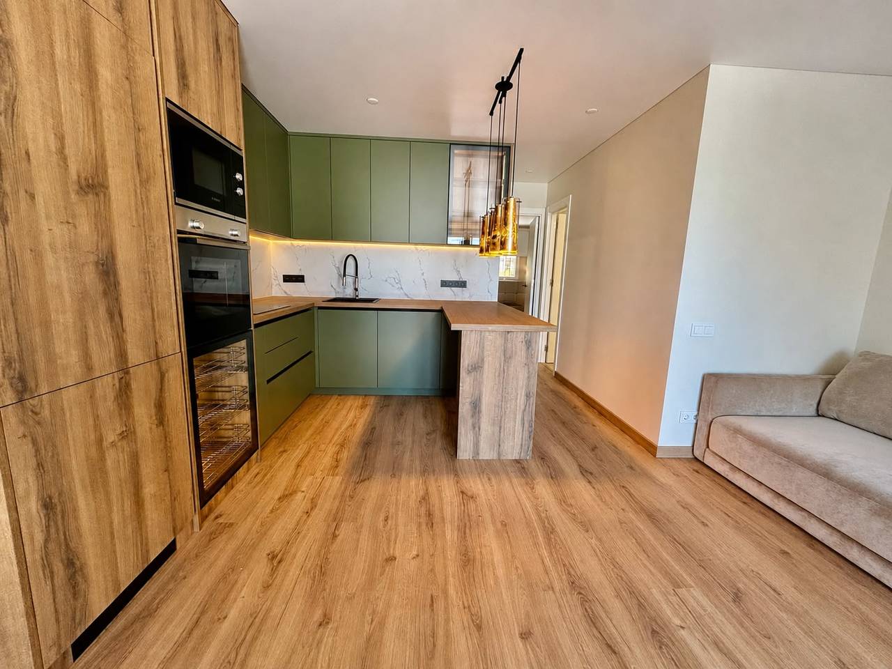 Apartamento en Torrevieja, Alicante, España 2 dormitorios, 56 m2 No. 190129