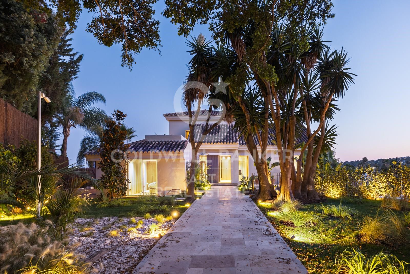 Villa in Marbella, Malaga, Spain 5 bedrooms,  No. 157480