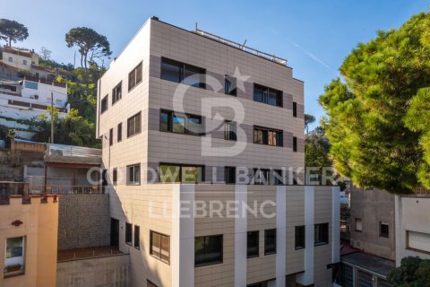 Kattohuoneisto Barcelona, Espanja 3 makuuhuonetta, 139 m2 No. 159941
